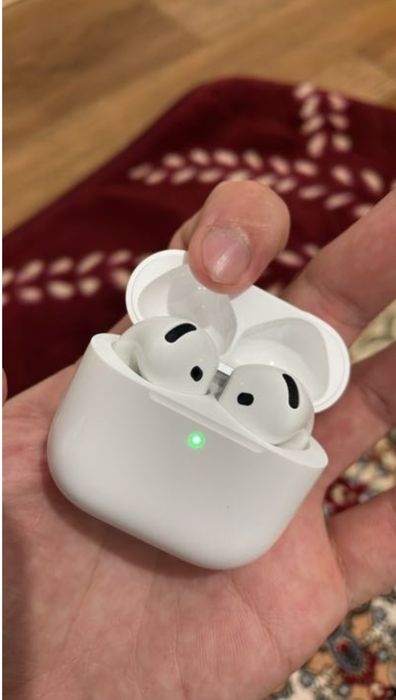 Наушники airpods 4 оригинал