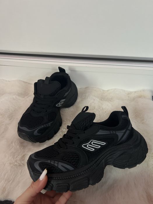 Маратонки тип balenciaga