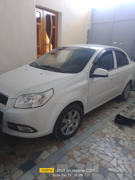 Toʻpichaday yurib turibti