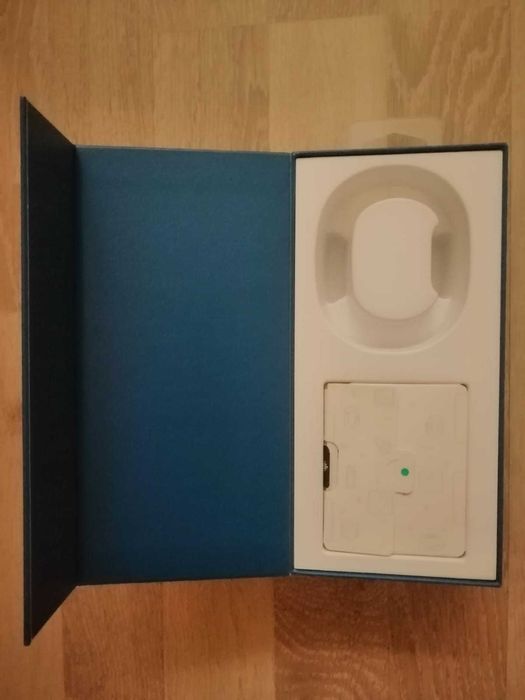 Impecabila.Bratara Fitbit noua.Bucuresti.Trimit in provincie.