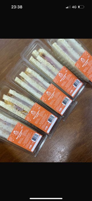 Сэндвичи, крылышки, бургеры, клаб сэндвичи, лаваши