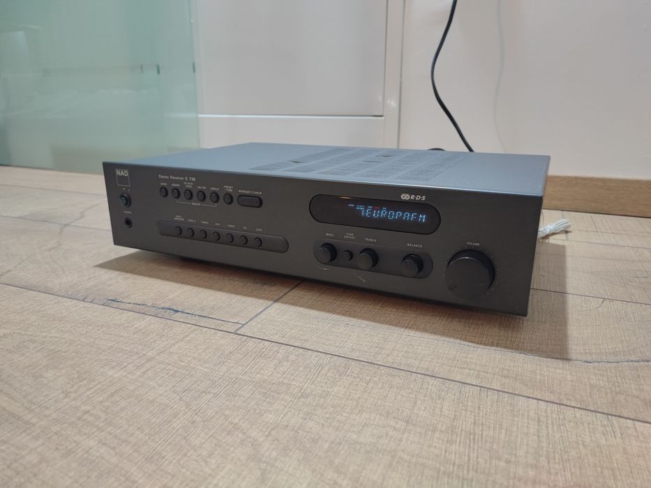 Statie NAD C730 amplificator  tuner amplituner