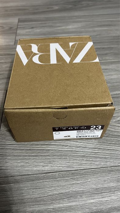 Sandale piele naturala zara marimea 23