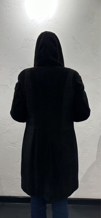 Продам кожаный женский плащ