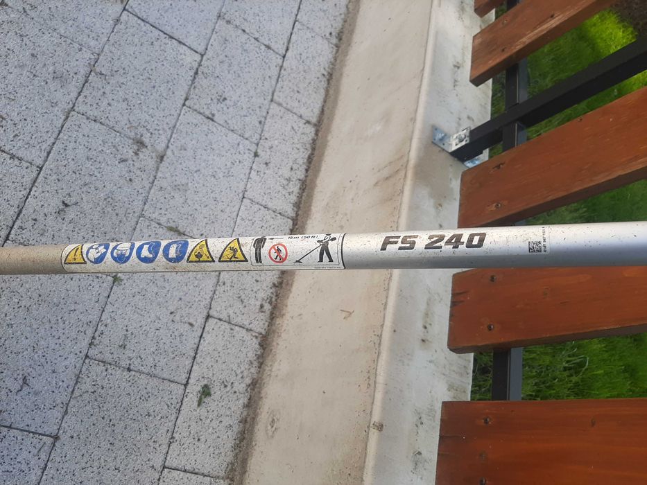 Бензинова коса STHIL FS 240