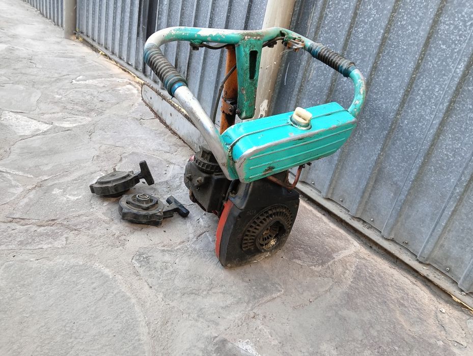 Продам пилу урал