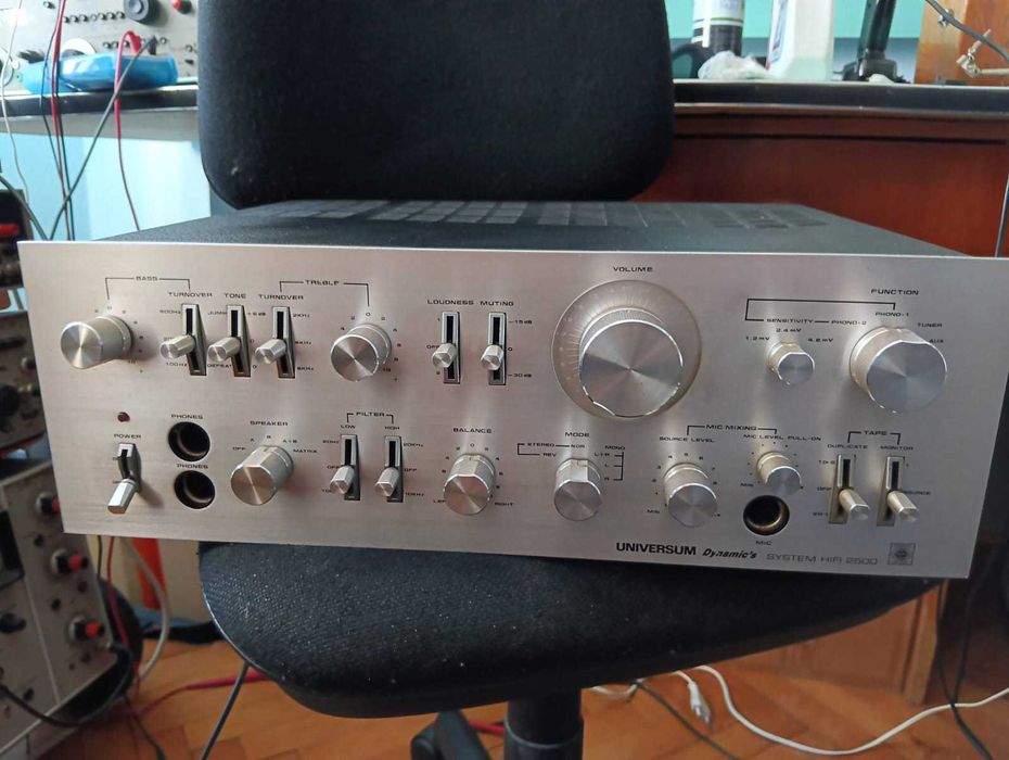 Muzica Vintage Universum dynamics system hifi 2500