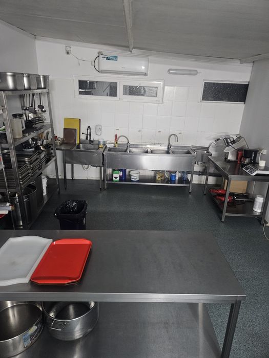 Afacere la cheie de vanzare-BUCATARIE CATERING
