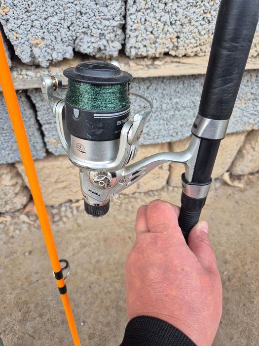 Удочки қармақтар сатылады