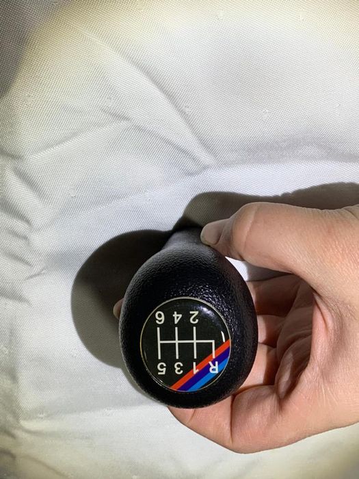 Vand nuca bmw noua 6 trepte