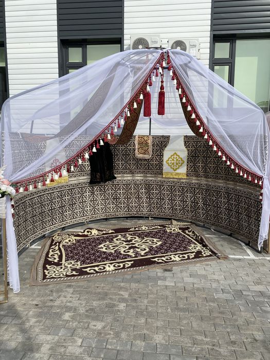 Полу юрта сатылады