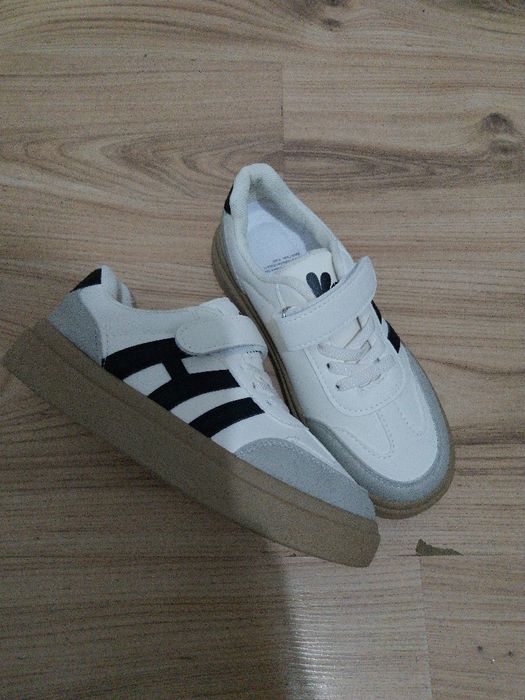 Нови детски маратонки, Размер 33