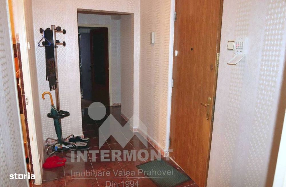 Apartament 3 camere - Etaj 1 - 2 băi - Centrală - Mobilat