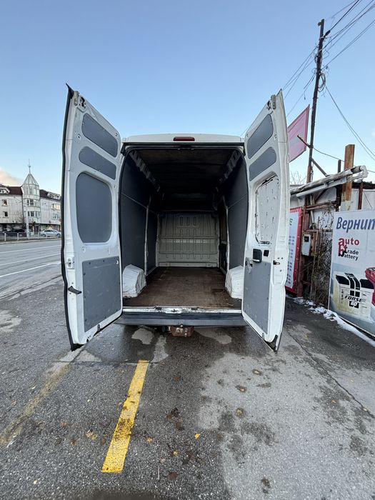 60е.  Товарен МАКСИ БУС МИКРОБУС ПОД НАЕМ КЛИМТИК София 60е / 24 ч.