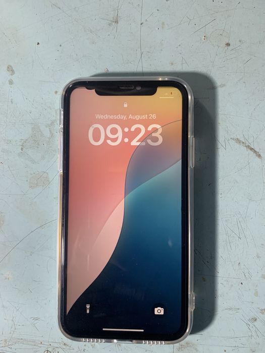 IPhone XR 64gb sotiladi
