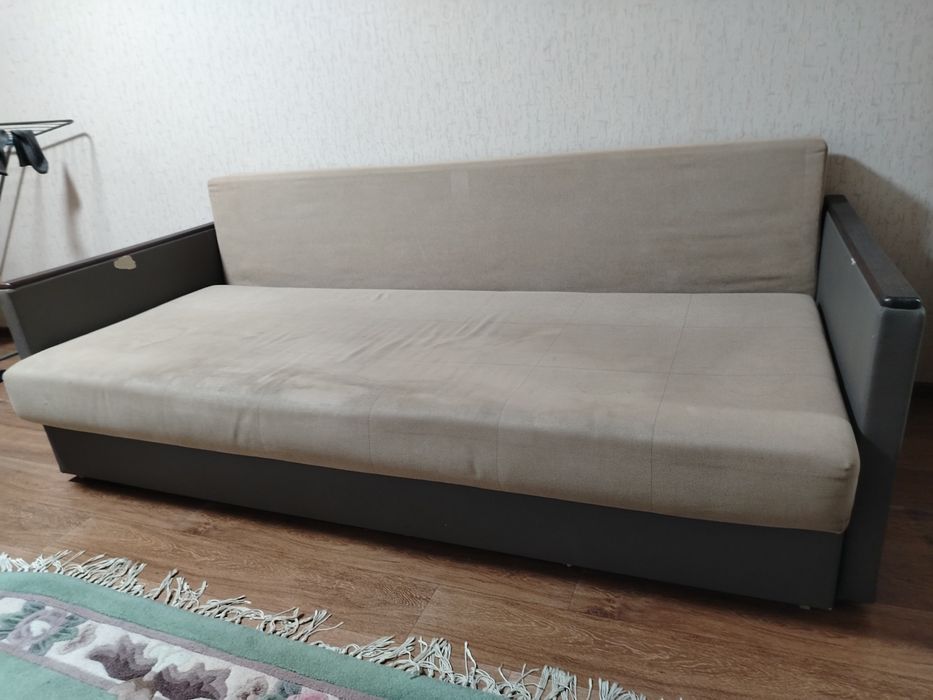 Продам диван б/у