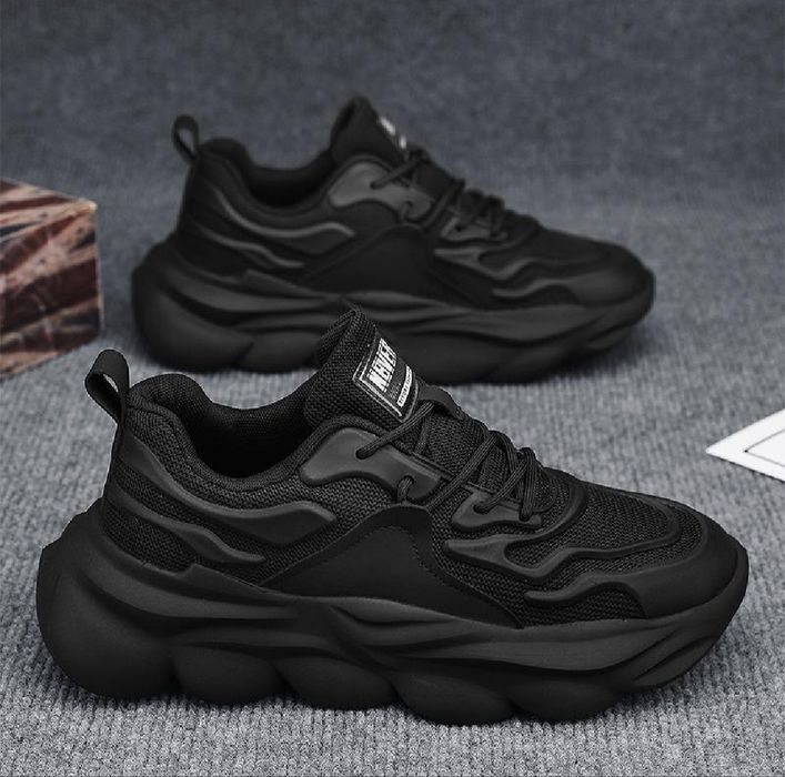 Мужские кроссовки