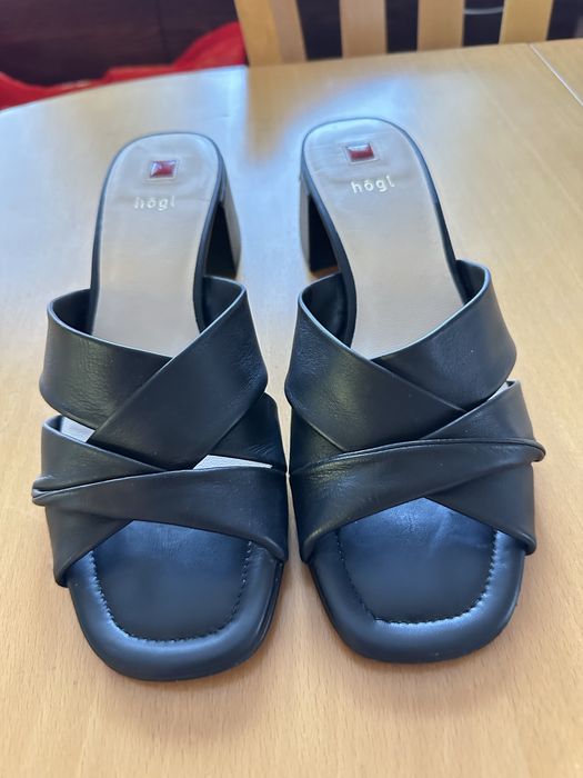 HOGL чехли от естествена кожа