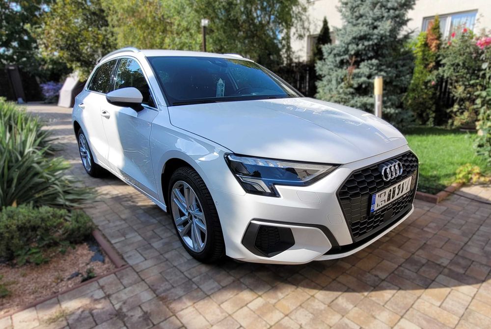 Audi A3 Audi A3 Sportback 1.4 40 TFSI e PHEV S tronic, 204CP
