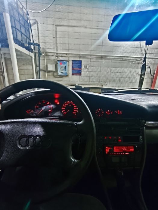 Ауди а6 ц4 продам либо обмен