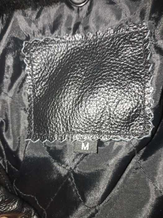 Мужской кожаная куртка.