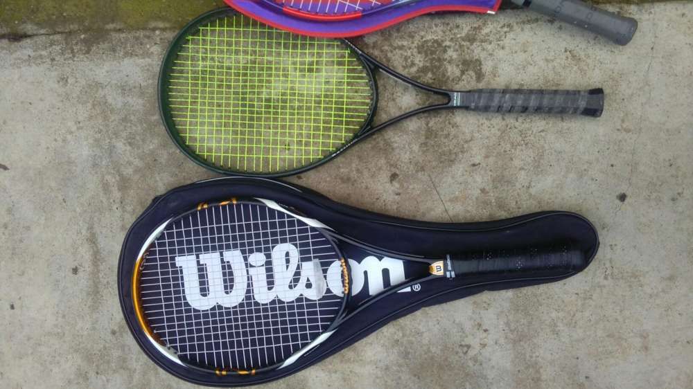 Paleta de tenis ..rachetă de tenis