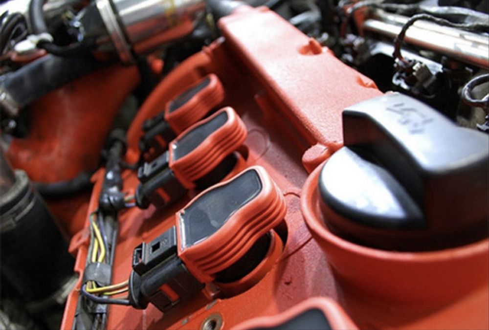 Продавам Оригинални ВАГ бобини за Audi / VW 1.8Т / FSI двигатели.