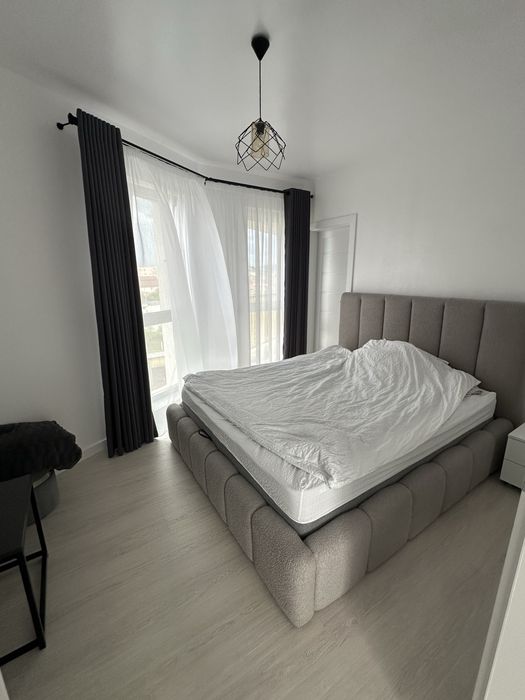 Vând apartament cu 3 camere