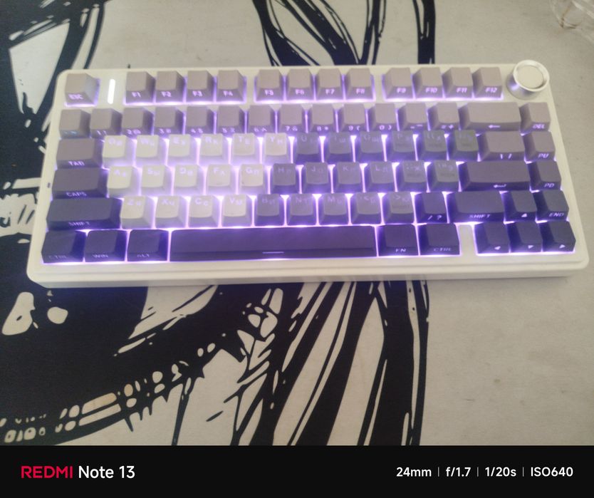 Продам клавиатуру