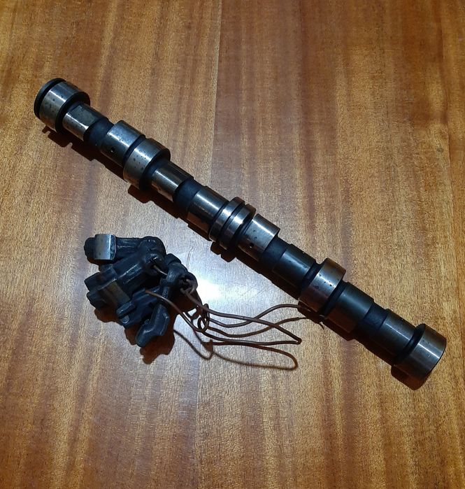 Распредвалы для ВАЗ новый и б/у с кулачками