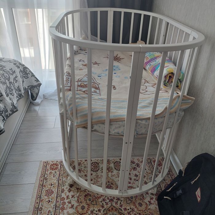 Кроватка трансформер в отличном состоянии