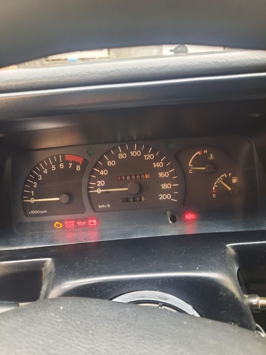 Продам нексию1  99 года выпуска