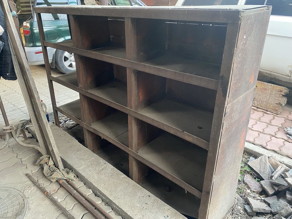 Полка для гаража