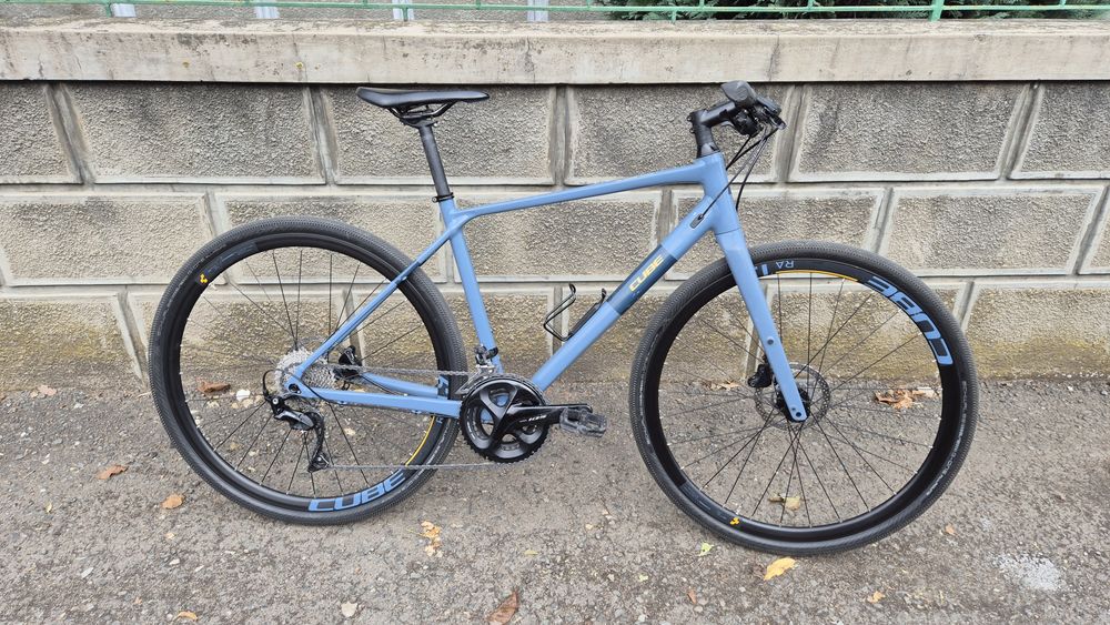 Bicicleta hibrid de oras/gravel/touring Cube SL Road Race 2023 53