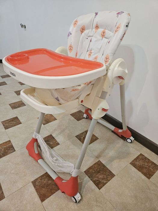 Продам детское кресло для кормления.