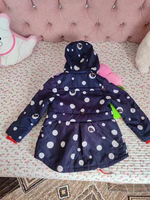 Осенняя утепленная куртка на девочку