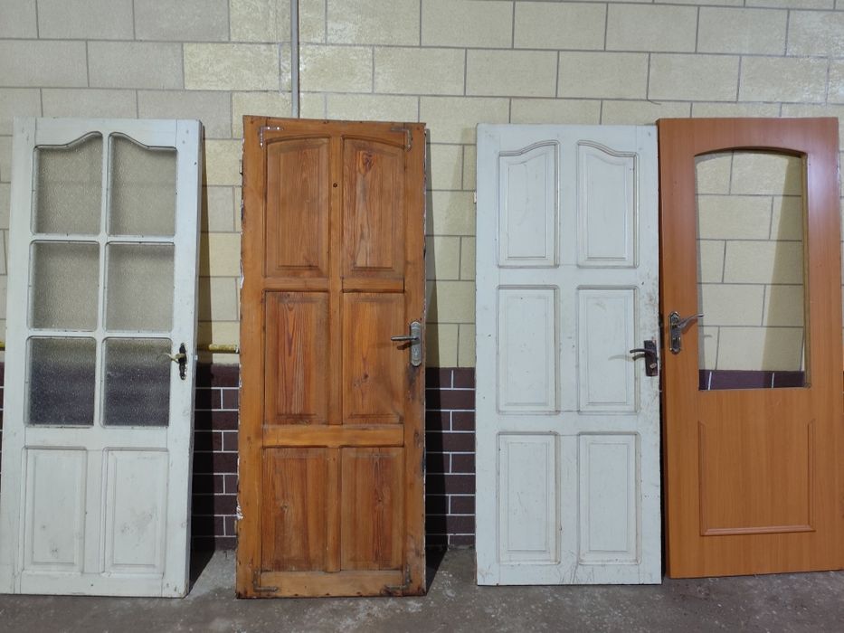 Деревянные двери