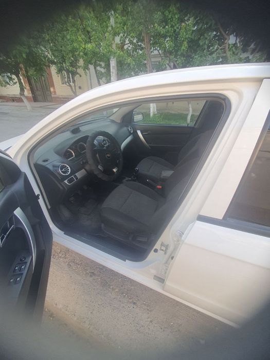 Автомобил шерволетьпро