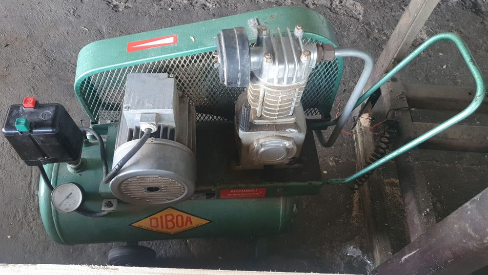 Compresor aer made în Germania piesă de colecție  impecabil