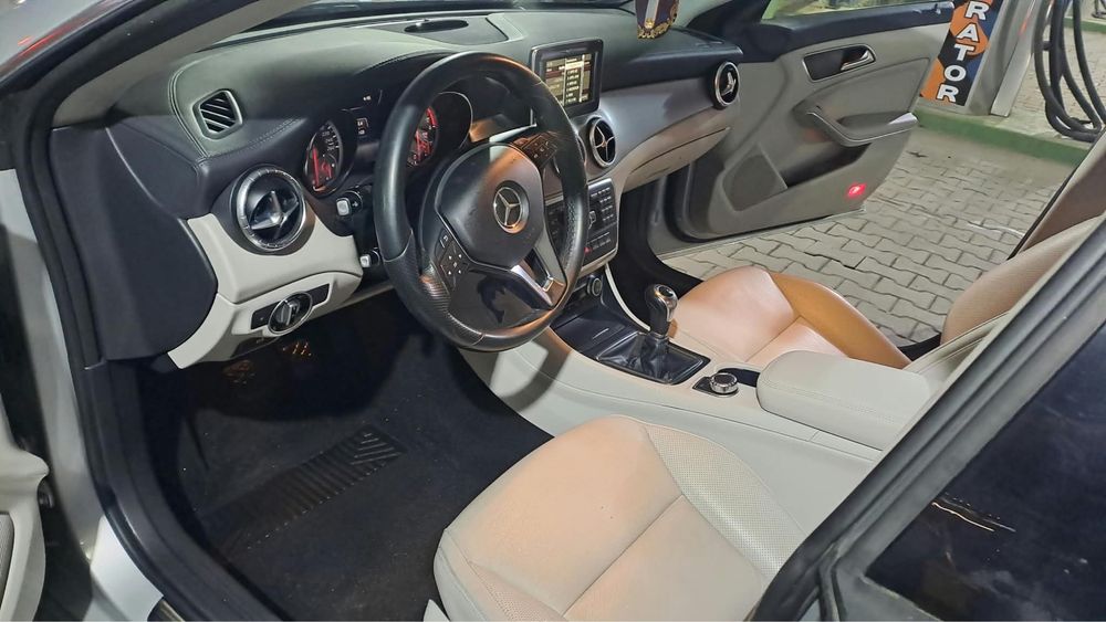 Mercedes CLA 180-proprietar-Variante