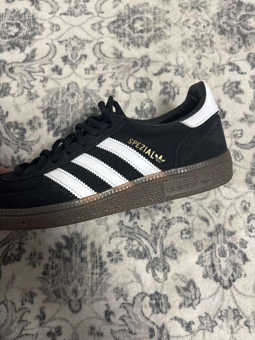 Adidași Adidas Spezial
