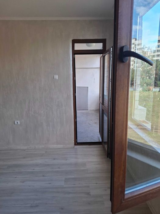 Продава се Двустаен апартамент в Ямбол, Георги Бенковски - 64 кв.м за 678 €/кв.м - Снимка #2