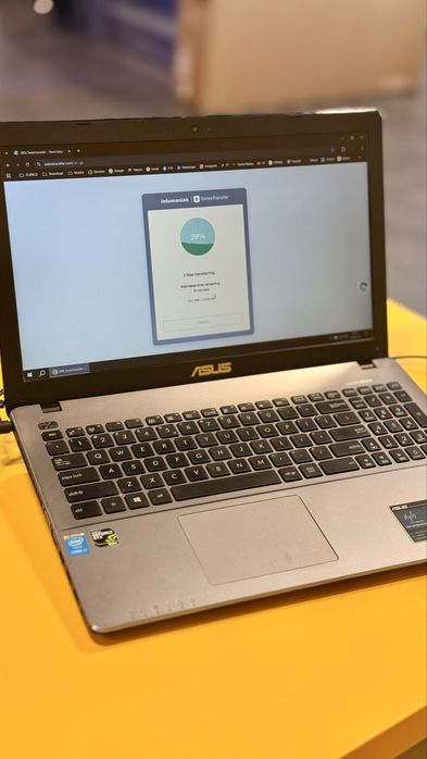 Laptop Asus I7 F550j cu Placa video Nvidia dedicata