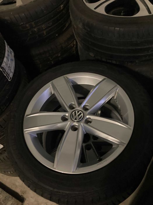 Jante VW Passat  Anvelope Iarna Goodyear 215 55 17