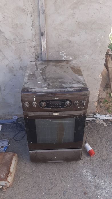 Электро плита 4 комф.