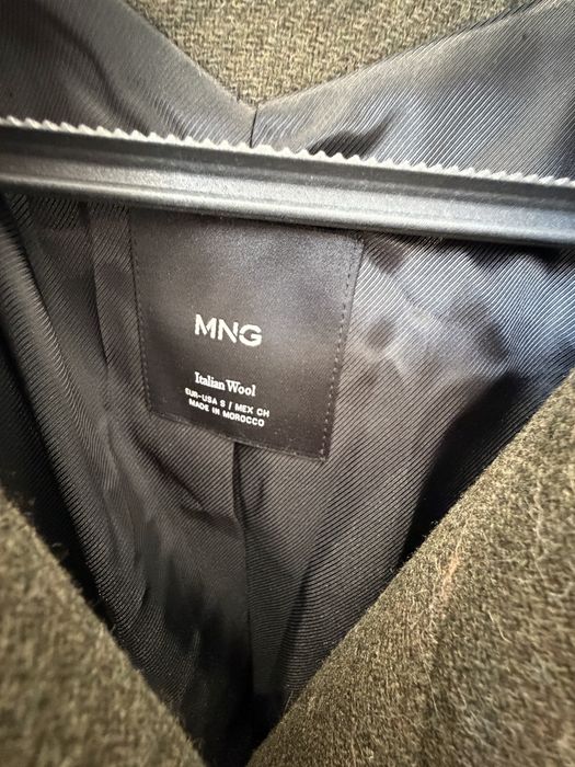 Палто Mango