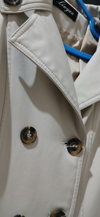 Kuzgi plash ayollarniki