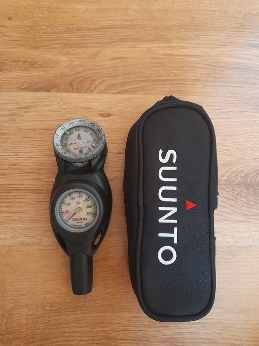 SUUNTO consolă cu busolă și manometru presiune butelie scufundari