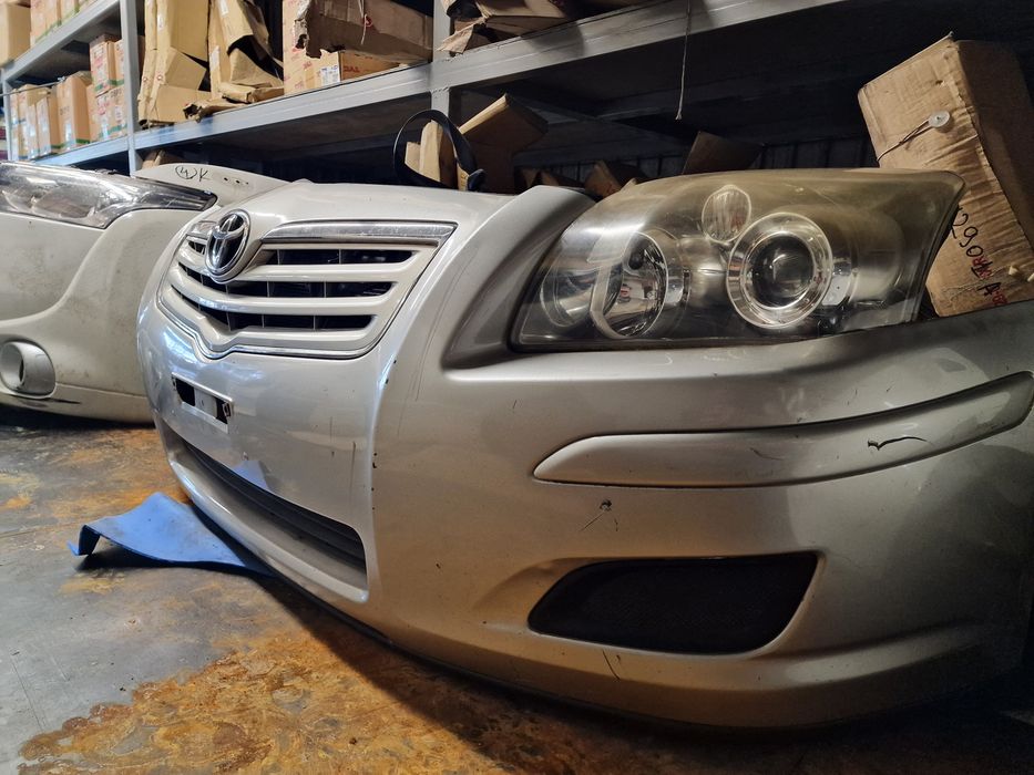 Носкат,морда б/у Avensis рест.