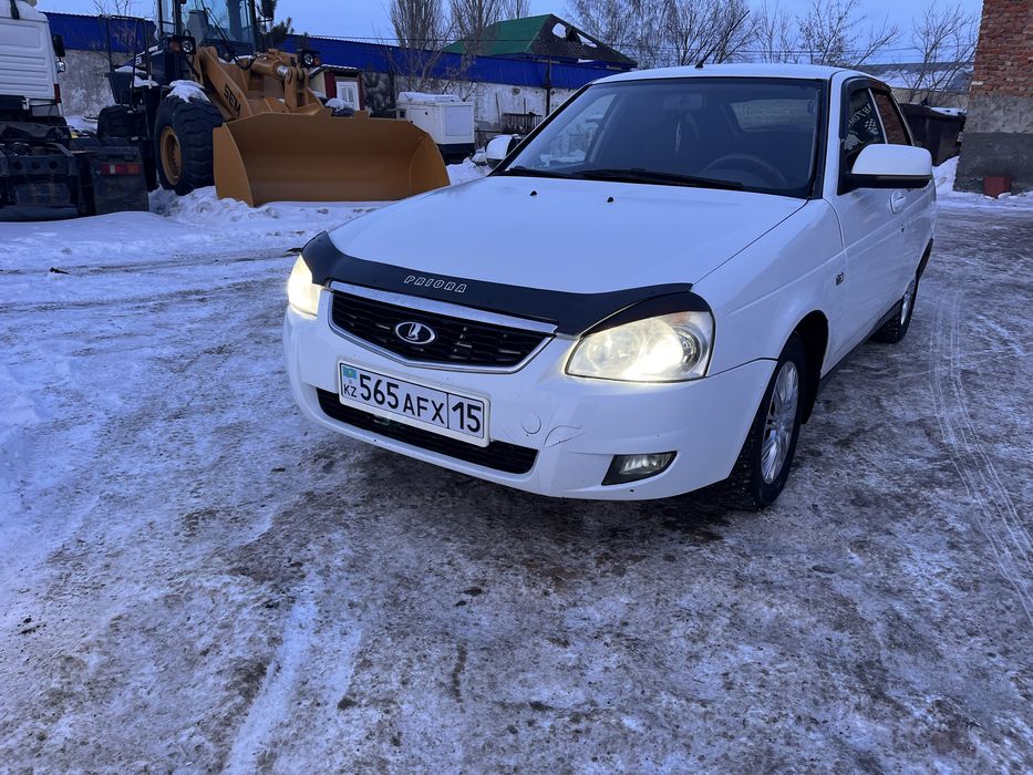 Приора 2013 год хэтчбек